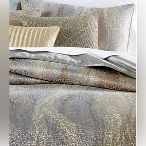 Hotel Collection Terra Comforter, Full/Queen New